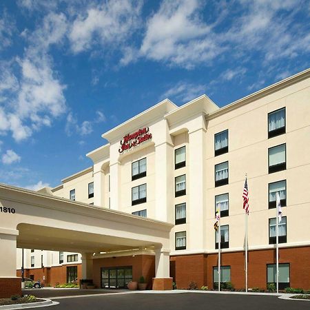 Hampton Inn & Suites Baltimore/Woodlawn Exterior foto